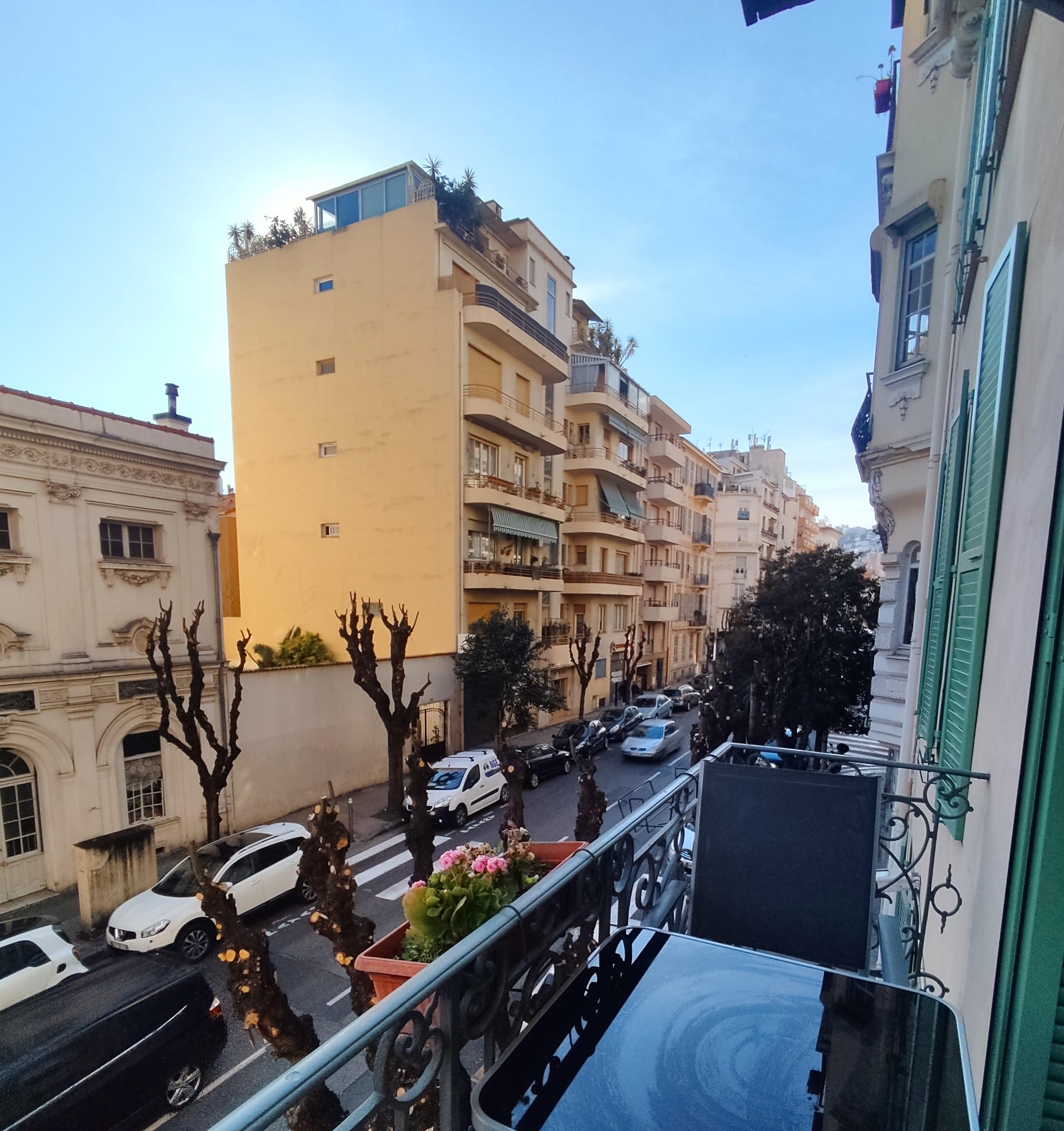 Parisien Nice